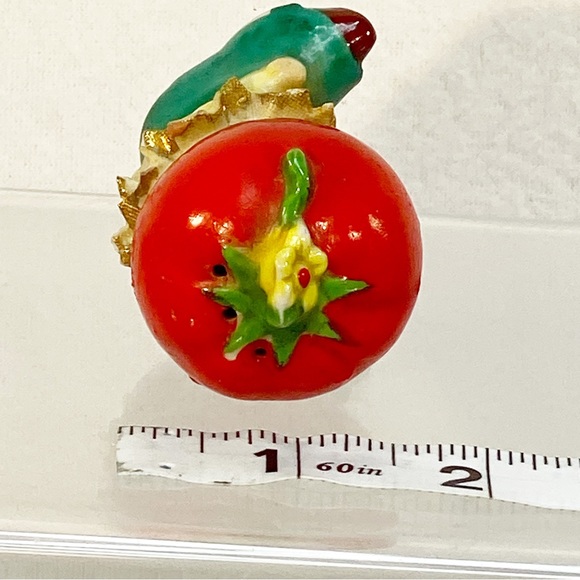 Vintage Miniature Tomato Salt/Pepper Shaker (one shaker) Made in Japan - Picture 4 of 9